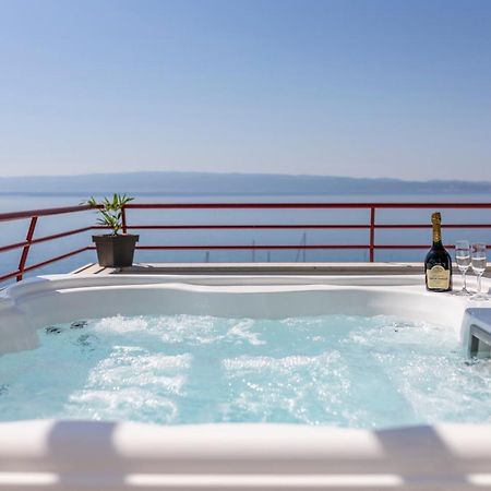 Ferienwohnung Seaside Penthouse With Hot Tub Sky Living Split Exterior foto