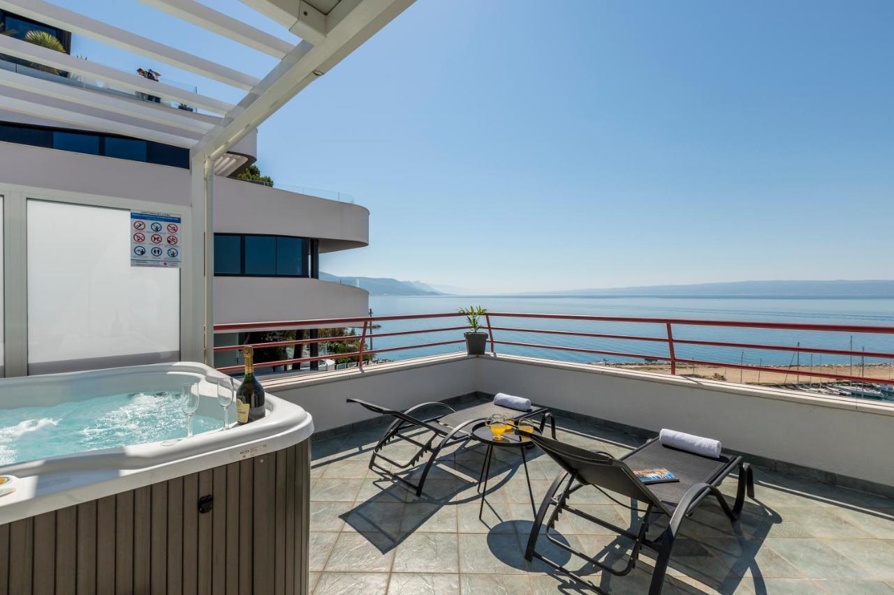 Ferienwohnung Seaside Penthouse With Hot Tub Sky Living Split Exterior foto